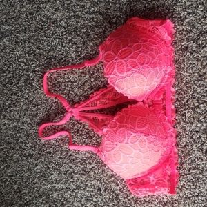 36B Victoria's Secret PINK Date Racerback